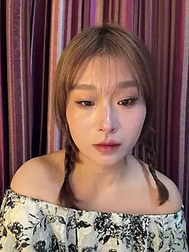 Snapshot of A-cola chatting on 03.21.26 A-cola online show from 03.21.26