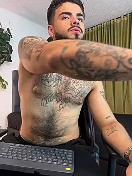 Benjii Carter1 online show from 06.18.26