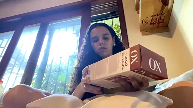 Snapshot of WinnieKloth chatting on 02.20.26 WinnieKloth online show from 02.20.26