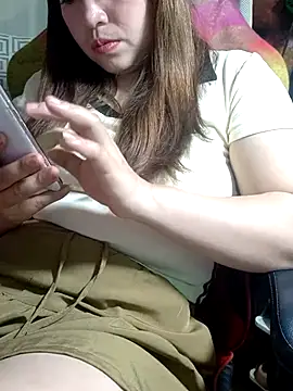 Snapshot of yun_2006 chatting on 03.25.26 yun 2006 online show from 03.25.26