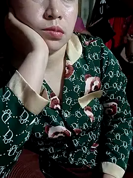 Snapshot of yun_2006 chatting on 04.02.26 yun 2006 online show from 04.02.26