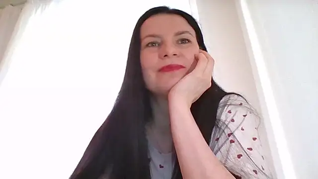 Snapshot of Clover_Shine chatting on 02.15.26 Clover Shine online show from 02.15.26