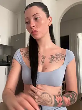 Karmenlovex online show from 05.02.26