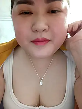 Snapshot of Kee-kimlee chatting on 03.10.26 Kee-kimlee online show from 03.10.26