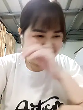 Snapshot of Kee-kimlee chatting on 03.18.26 Kee-kimlee online show from 03.18.26