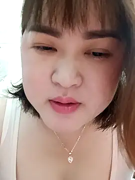 Snapshot of Kee-kimlee chatting on 03.29.26 Kee-kimlee online show from 03.29.26