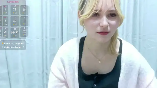 Snapshot of e_ri_ka93 chatting on 03.05.26 e ri ka93 online show from 03.05.26