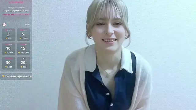 Snapshot of e_ri_ka93 chatting on 04.06.26 e ri ka93 online show from 04.06.26