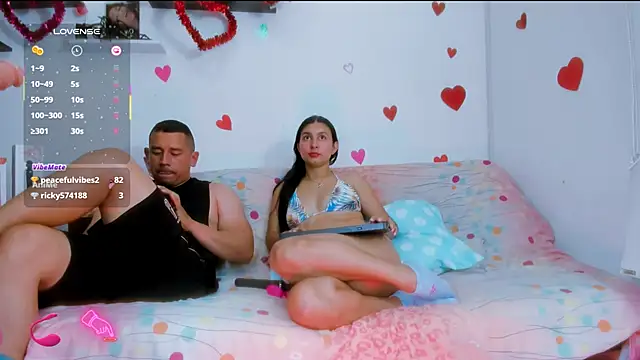 mystery couple0 online show from 03.04.26