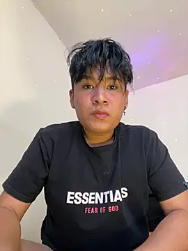 Snapshot of Angel_and_sex chatting on 02.10.26 Angel and sex online show from 02.10.26