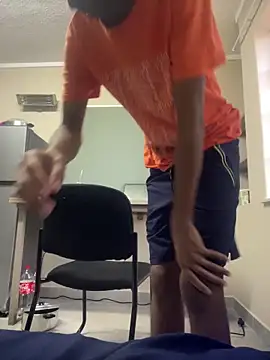 Snapshot of Effacement_OS chatting on 02.09.26 Effacement OS online show from 02.09.26