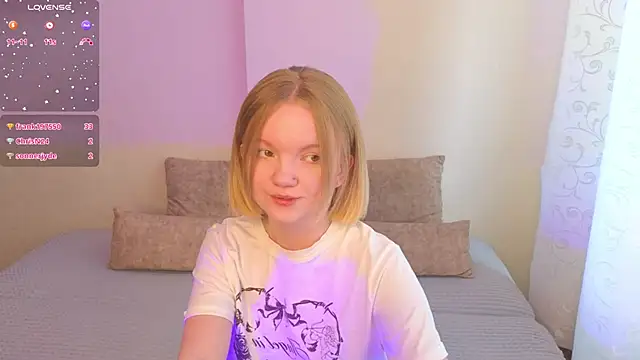 Snapshot of StellaBunny chatting on 03.11.26 StellaBunny online show from 03.11.26