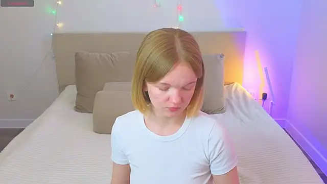 Snapshot of StellaBunny chatting on 03.21.26 StellaBunny online show from 03.21.26