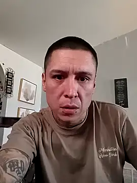 Snapshot of makermaking chatting on 02.09.26 makermaking online show from 02.09.26