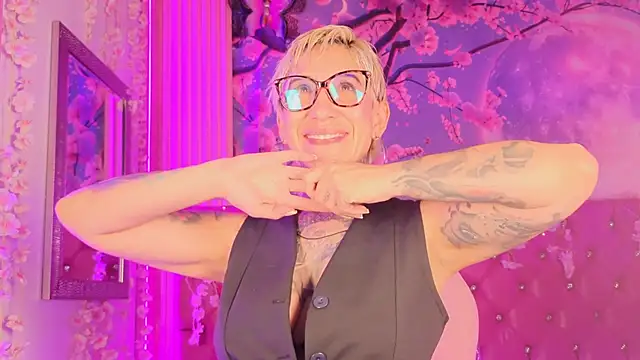 Everlyn sexx online show from 05.10.26
