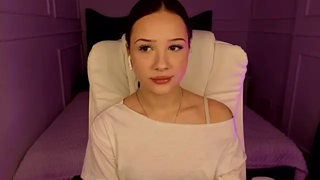 baby brunettee  online show from 03.07.26