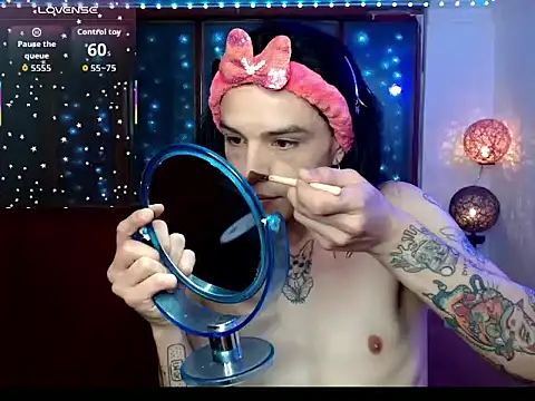 Snapshot of DanniHotBoy02 chatting on 03.16.26 DanniHotBoy02 online show from 03.16.26