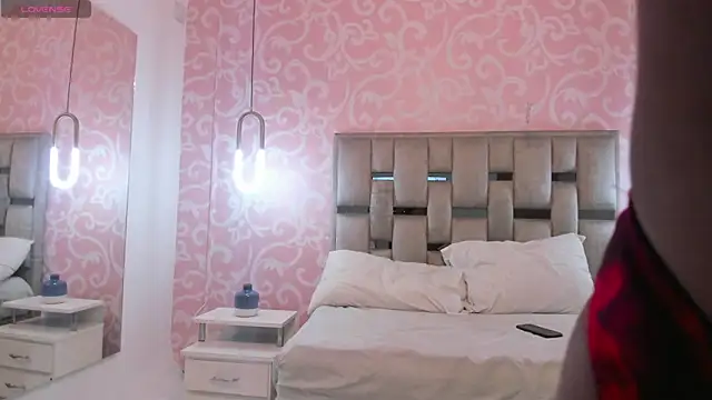 Snapshot of SamanthaGrace1 chatting on 02.10.26 SamanthaGrace1 online show from 02.10.26