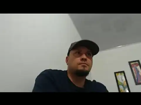 Snapshot of thomax10 chatting on 02.09.26 thomax10 online show from 02.09.26