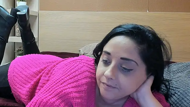 Snapshot of PinkyTwerkyX chatting on 11.23.25 PinkyTwerkyX online show from 11.23.25