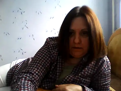 LockyCharm111 online show from 04.30.26