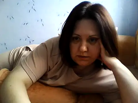 LockyCharm111 online show from 05.13.26