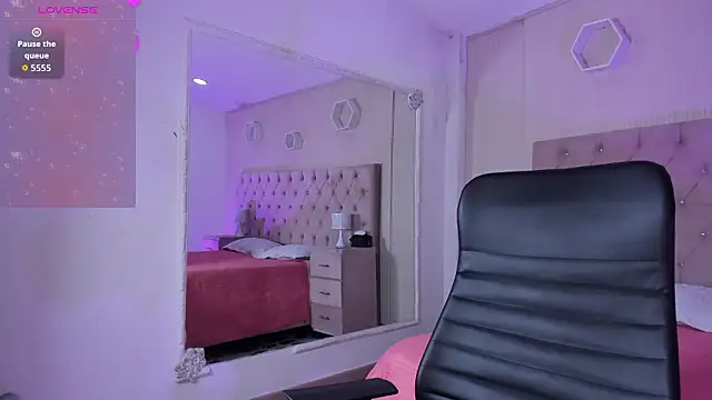 DulcePrince  online show from 02.17.26