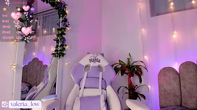 Snapshot of Nahialov chatting on 02.13.26 Nahialov online show from 02.13.26