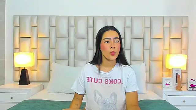 Snapshot of paola_katy_dicks chatting on 11.01.25 paola katy dicks online show from 11.01.25