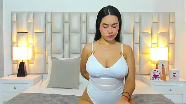 paola katy dicks online show from 06.24.26