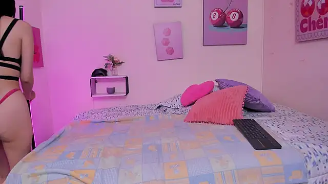 AnnyCotton online show from 02.17.26