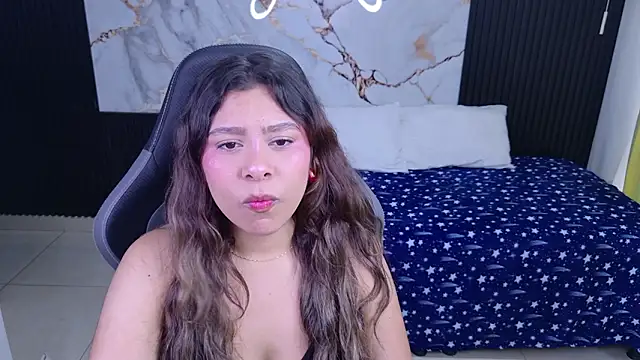 Snapshot of Sophie19__ chatting on 03.01.26 Sophie19 online show from 03.01.26