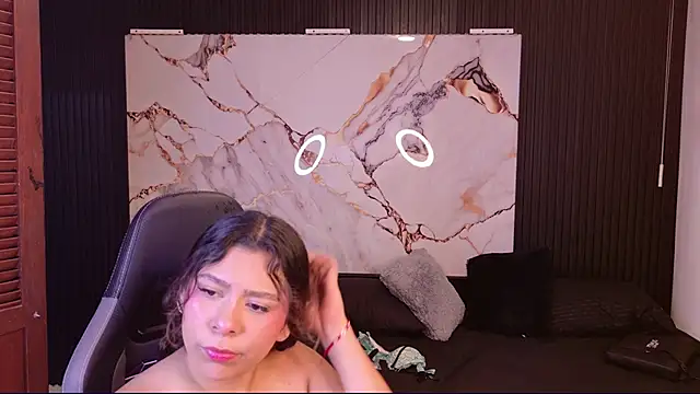 Snapshot of Sophie19__ chatting on 03.06.26 Sophie19 online show from 03.06.26