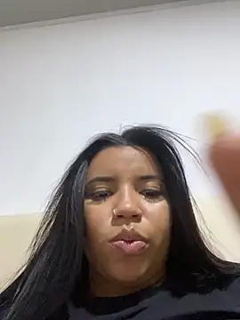 Snapshot of Lucy_strong1 chatting on 03.04.26 Lucy strong1 online show from 03.04.26