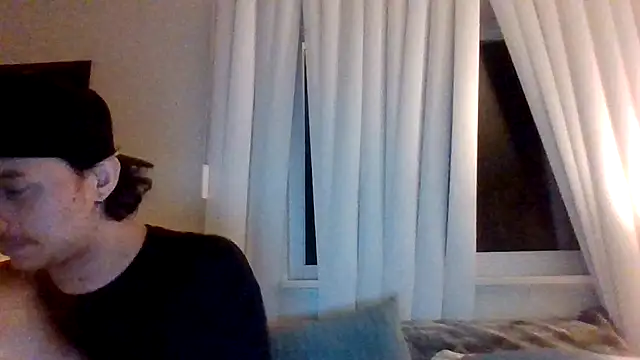 Snapshot of Tallhungandcloudy chatting on 02.21.26 Tallhungandcloudy online show from 02.21.26