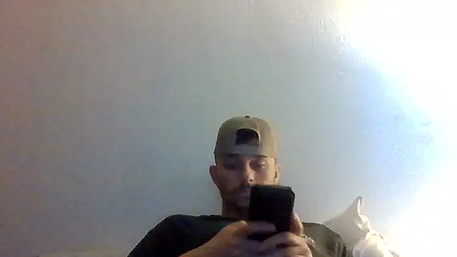 Snapshot of Tallhungandcloudy chatting on 03.03.26 Tallhungandcloudy online show from 03.03.26