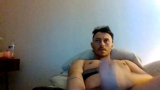 Snapshot of Tallhungandcloudy chatting on 03.04.26 Tallhungandcloudy online show from 03.04.26