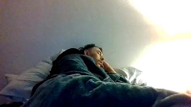 Snapshot of Tallhungandcloudy chatting on 03.05.26 Tallhungandcloudy online show from 03.05.26