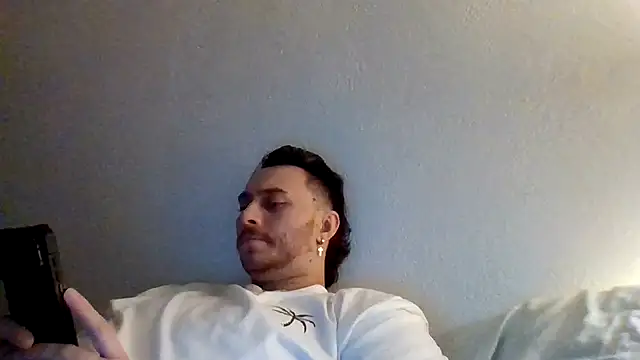 Snapshot of Tallhungandcloudy chatting on 03.07.26 Tallhungandcloudy online show from 03.07.26