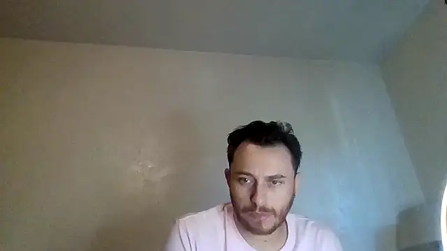 Snapshot of Tallhungandcloudy chatting on 03.26.26 Tallhungandcloudy online show from 03.26.26