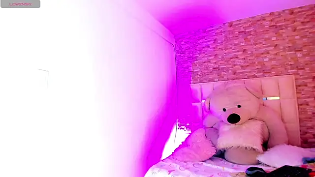 Snapshot of sexy_girlts chatting on 03.11.26 sexy girlts online show from 03.11.26