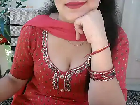 Snapshot of _chitranshi chatting on 03.19.26 chitranshi online show from 03.19.26