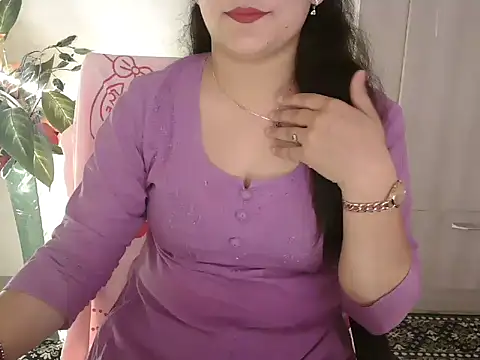 Snapshot of _chitranshi chatting on 04.01.26 chitranshi online show from 04.01.26