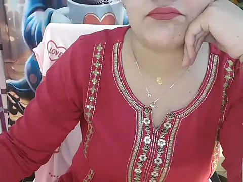 Snapshot of _chitranshi chatting on 05.04.26 chitranshi online show from 05.04.26