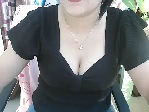 Snapshot of _chitranshi chatting on 05.06.26 chitranshi online show from 05.06.26