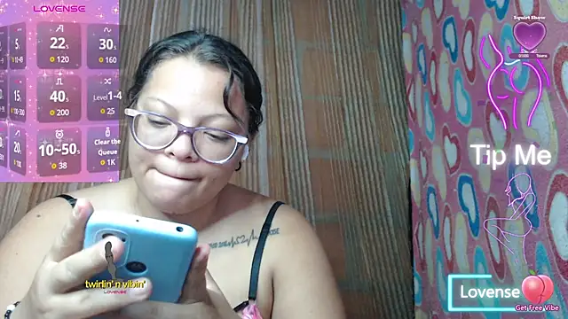 vanuslovelatina online show from 03.28.26