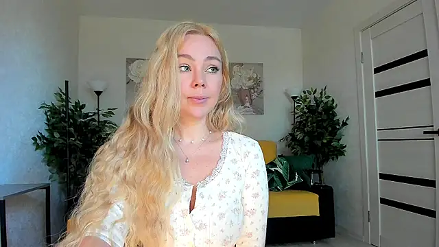 Snapshot of caty_kiss chatting on 05.25.26 caty kiss online show from 05.25.26