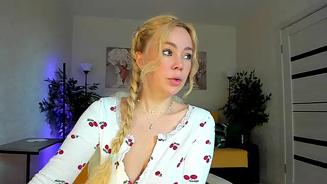 caty kiss online show from 06.11.26