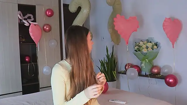 Snapshot of Your_Alisaa chatting on 03.14.26 Your Alisaa online show from 03.14.26