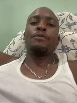 Snapshot of Clive_Max chatting on 02.10.26 Clive Max online show from 02.10.26